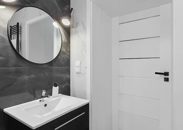 Panther Right In The Of